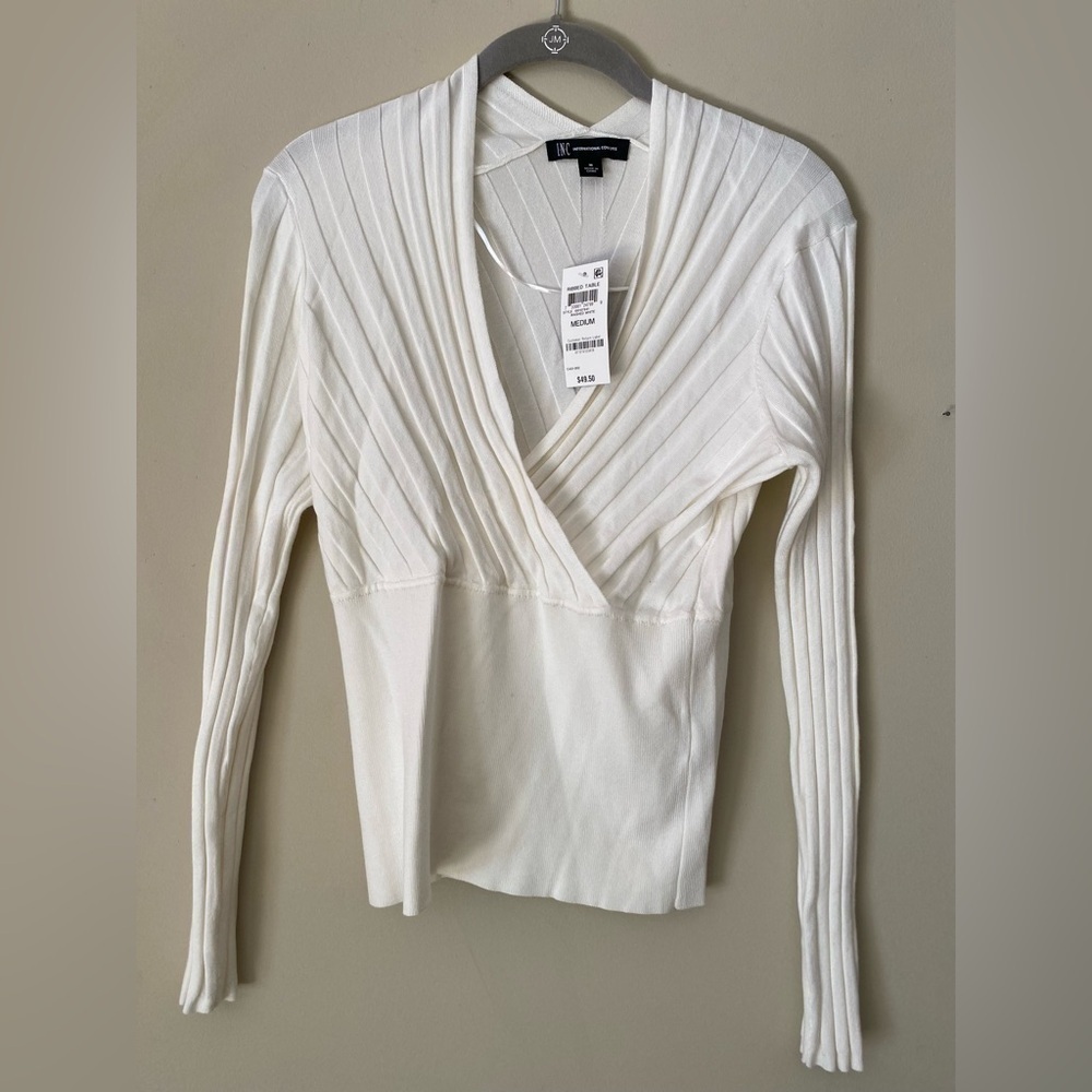N.C. International Concepts White Surplice Sweater M NWT